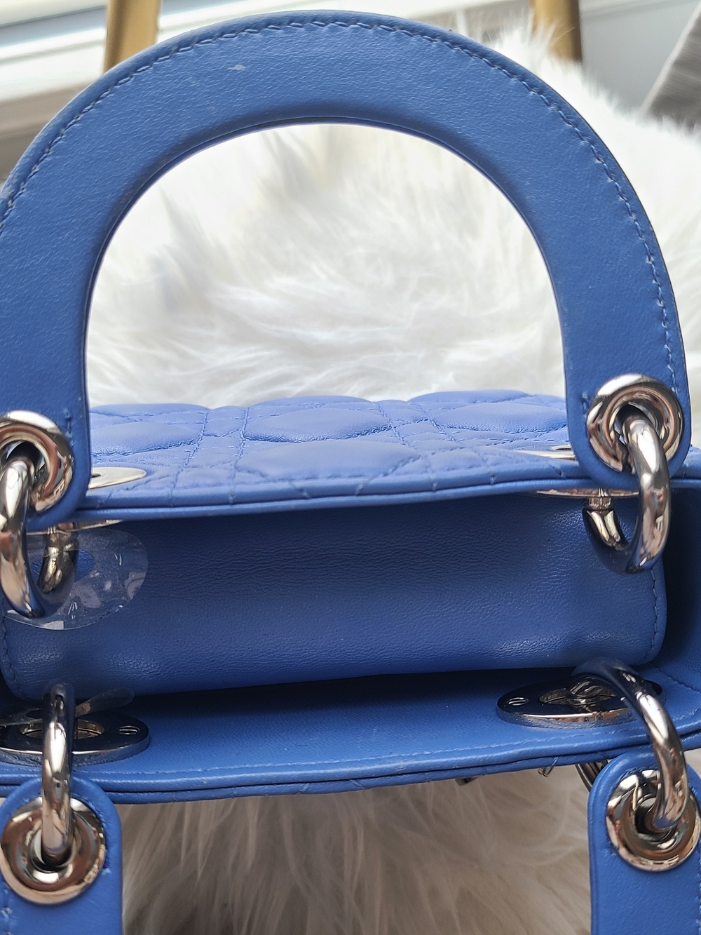 Mini Lady Dior - Picture 6 of 16